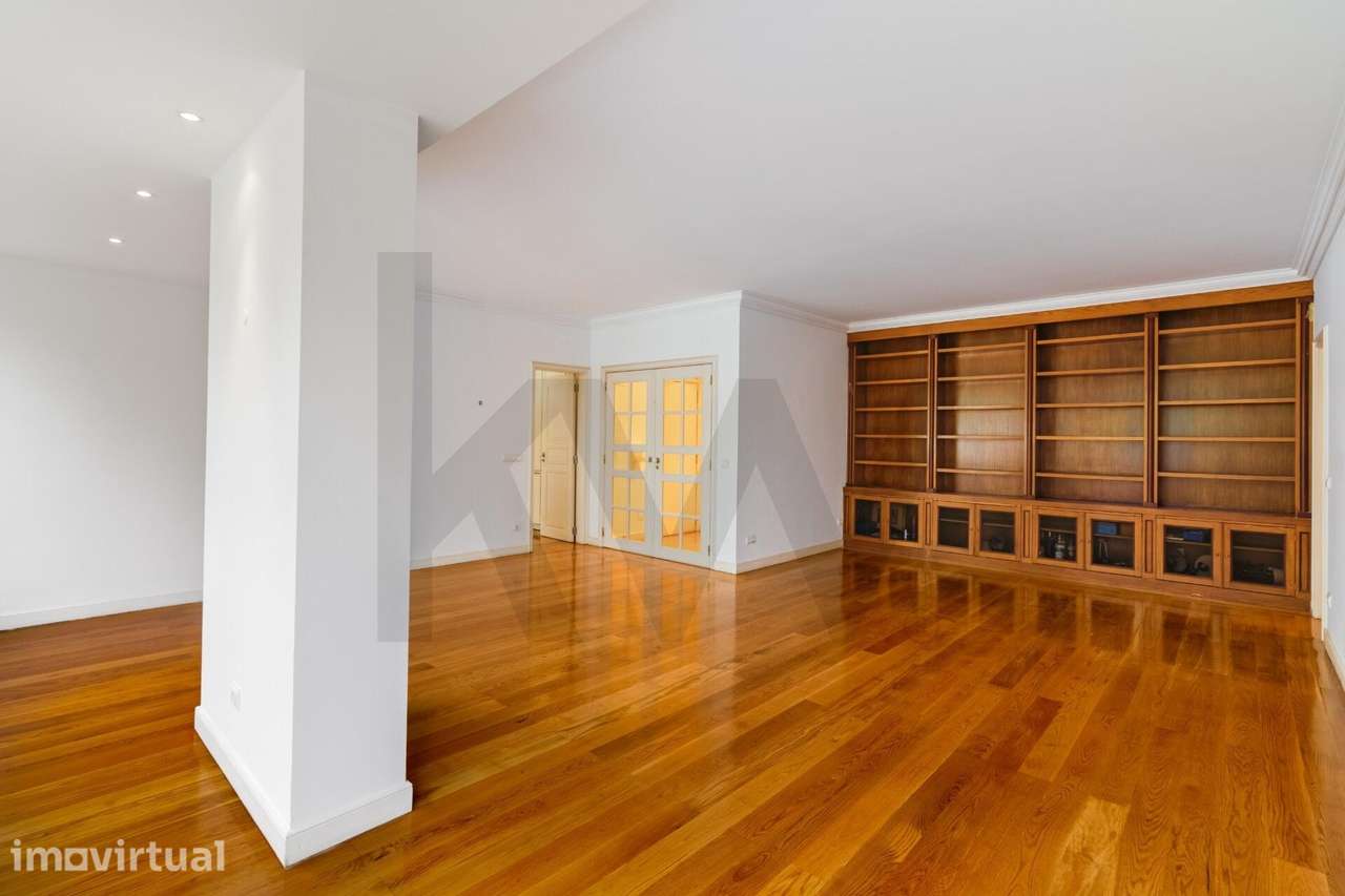 T3 no Lumiar para Arrendamento | Garagem e Metro à Porta - Grande imagem: 2/20