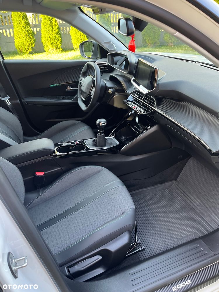 Peugeot 2008 1.2 PureTech Allure Pack S&S - 38