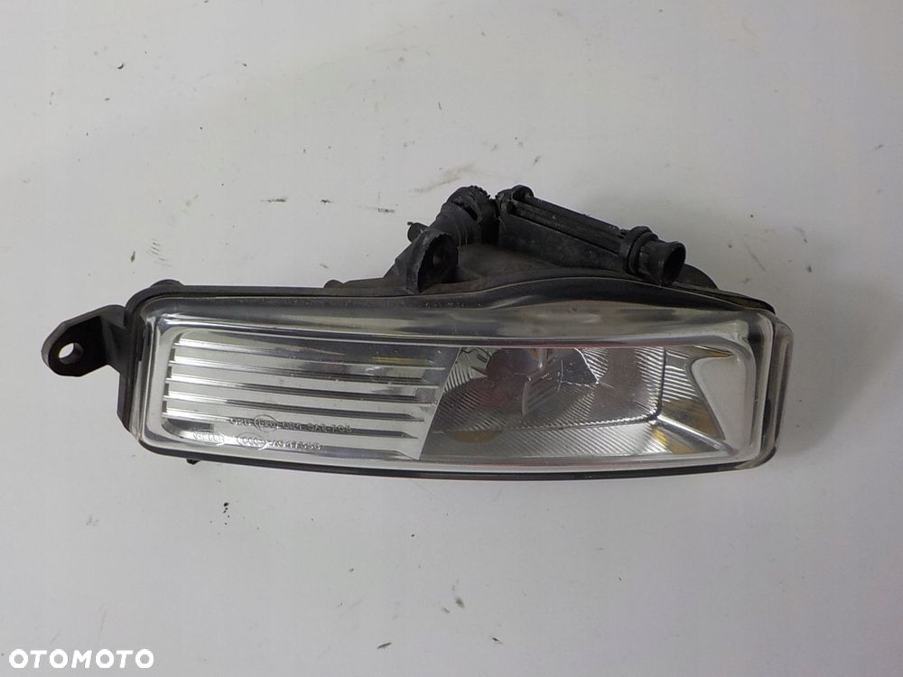AUDI A6 C6 LIFT HALOGEN PRAWY PRZÓD PRZEDNI A047358 - 2