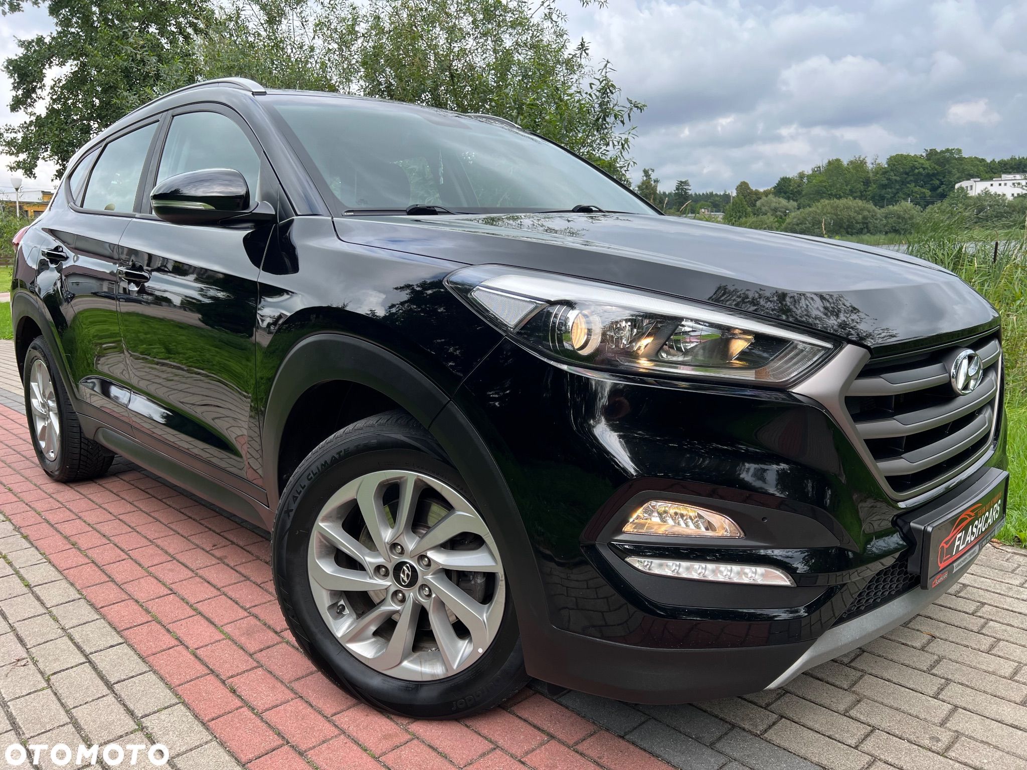 Hyundai Tucson blue 1.7 CRDi 2WD DCT Style - 1