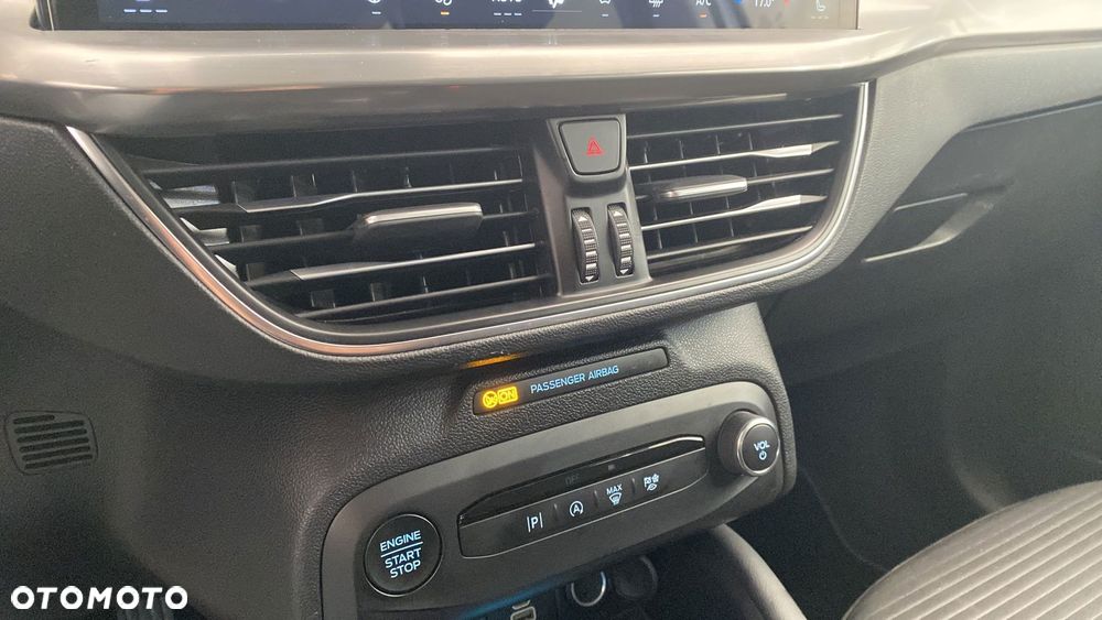 Ford Focus 1.0 EcoBoost mHEV Titanium X - 21