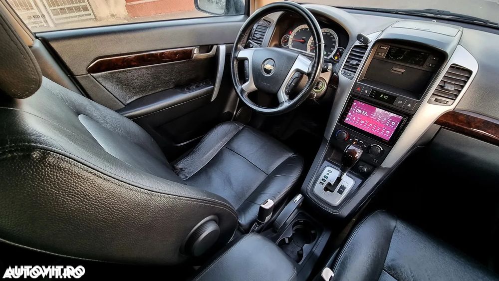 Chevrolet Captiva 2.0 4WD 7 Sitzer Automatik LT - 2