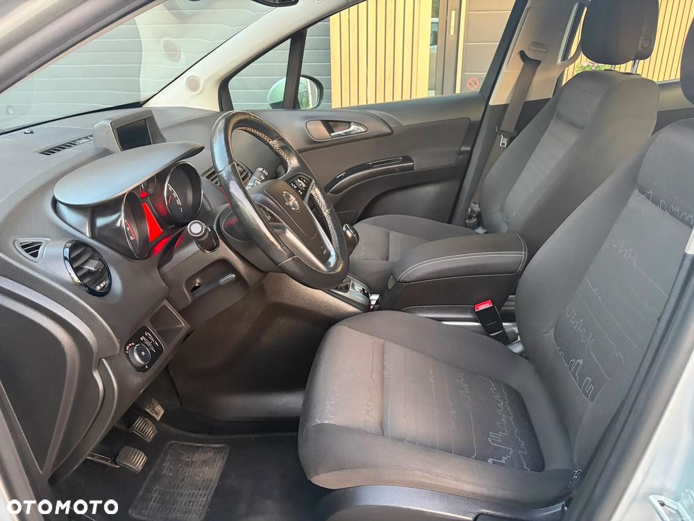 Opel Meriva - 8
