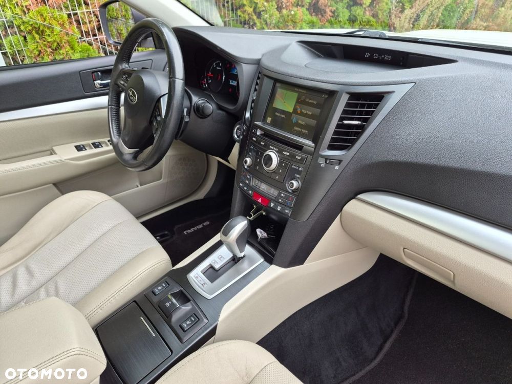 Subaru Outback - 10