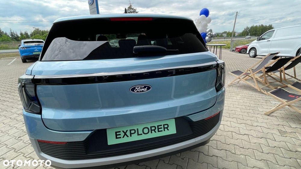 Ford Explorer - 5