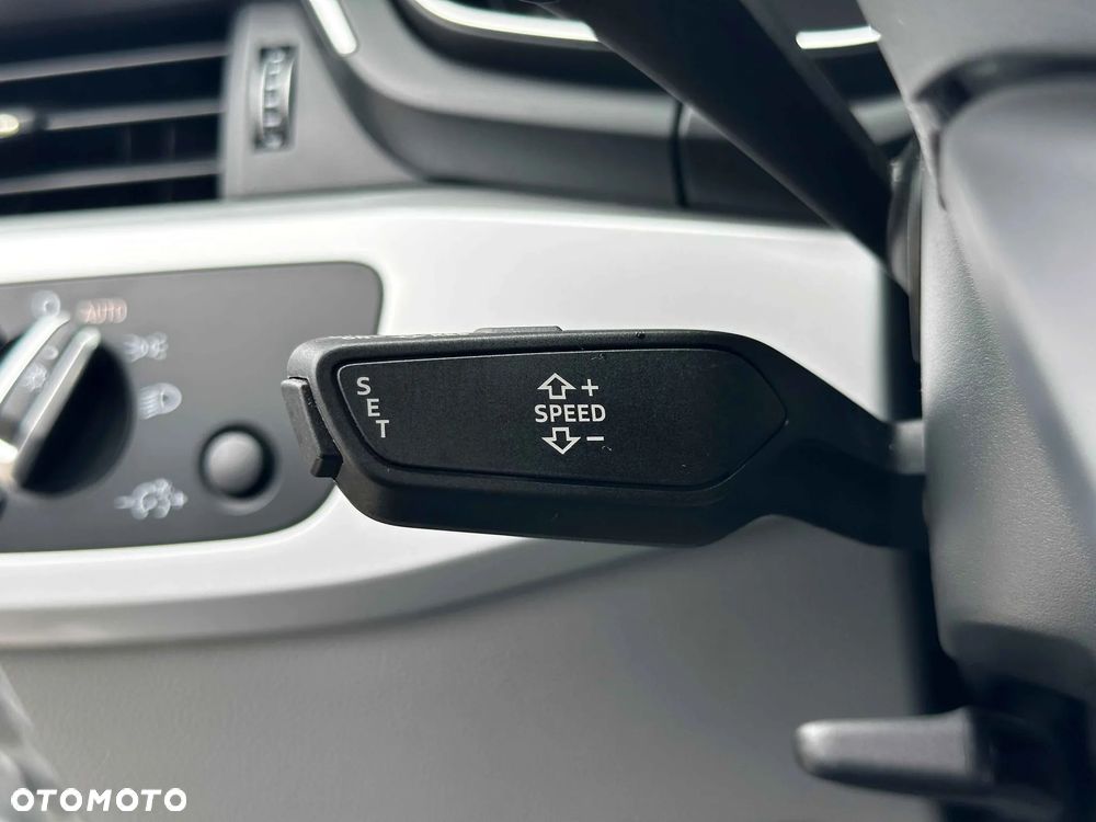 Audi A4 Limousine - 29