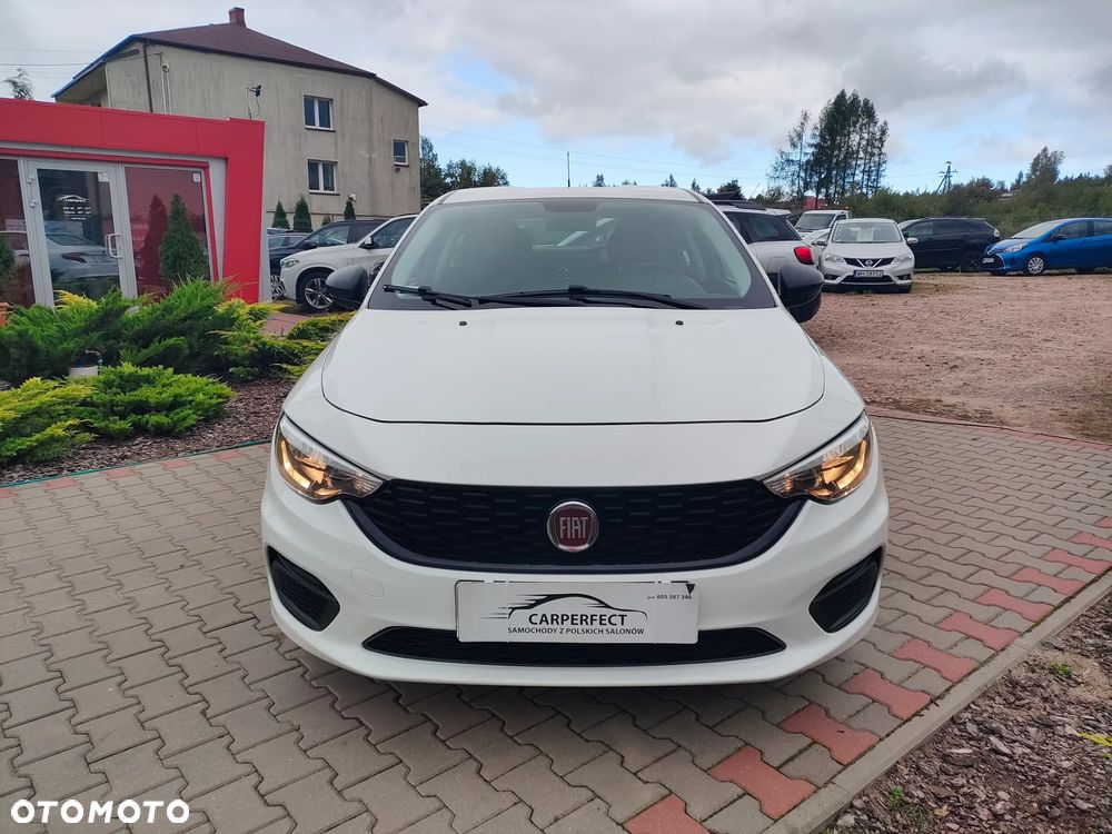 Fiat Tipo 1.4 16V Easy - 10
