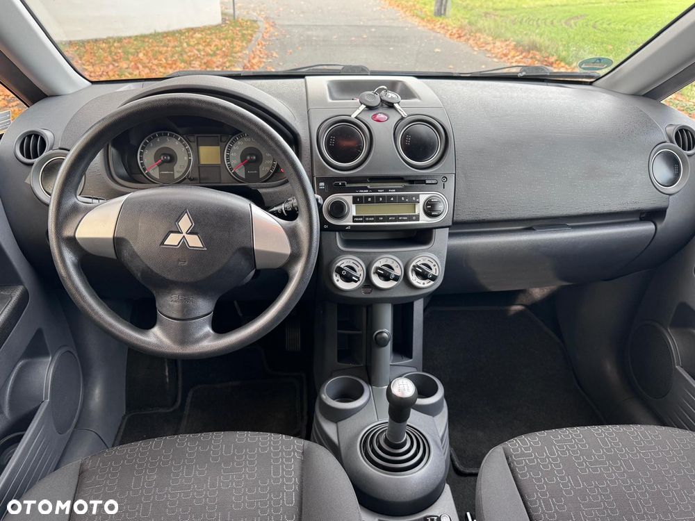 Mitsubishi Colt - 7