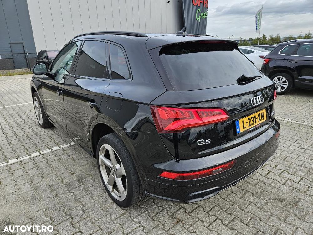 Audi Q5 55 TFSI e quattro S tronic - 4