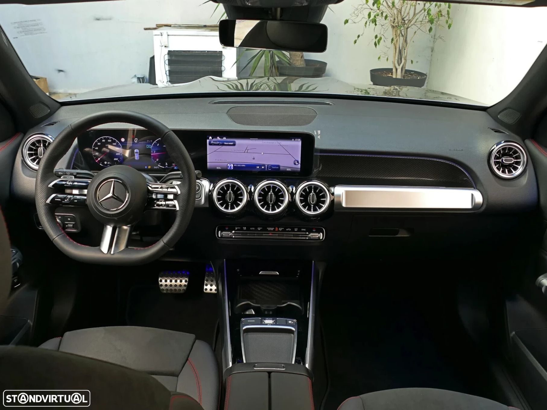 Mercedes-Benz GLB 180 d AMG Line - 14