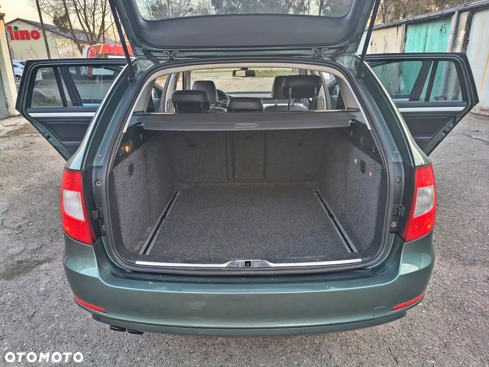 Skoda Superb 2.0 TDI PD Comfort - 19