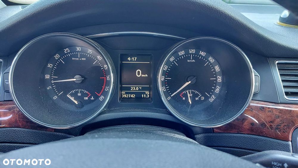 Skoda Superb 2.0 TDI Elegance - 3