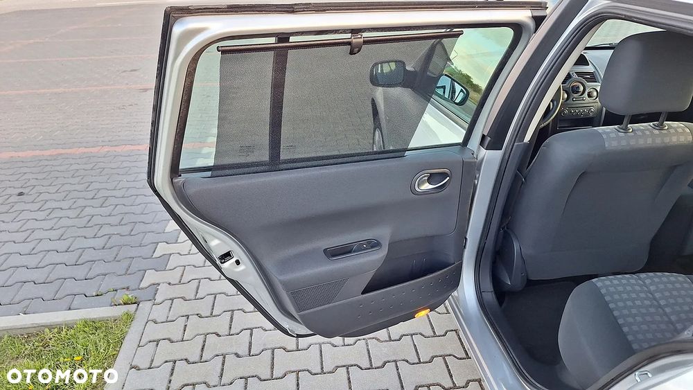 Renault Megane 1.6 16V 100 Authentique - 18