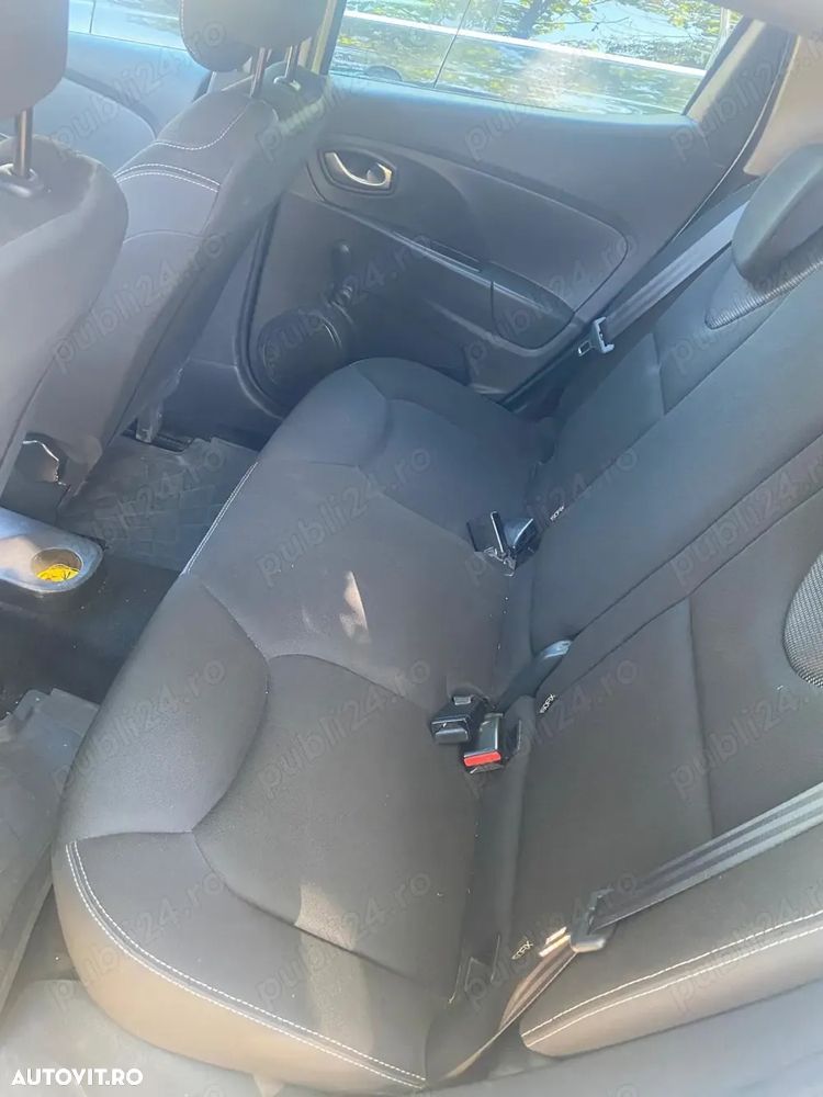 Renault Clio - 7