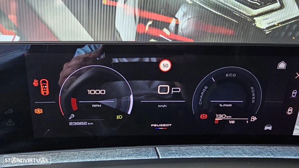 Peugeot 5008 1.2 Hybrid Allure e-DCS6 - 19