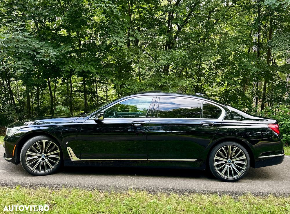 BMW Seria 7 - 22