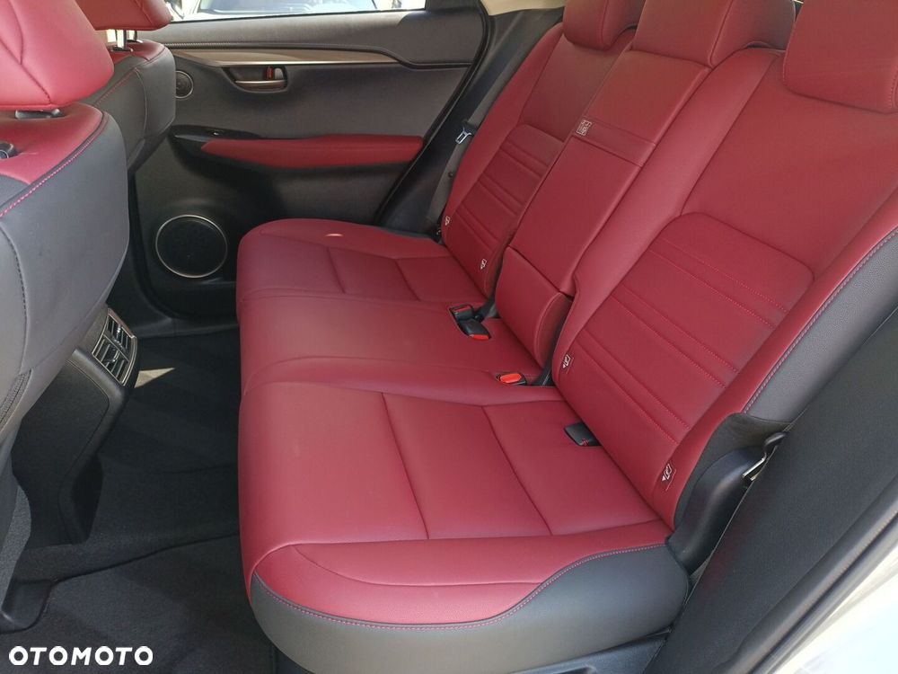 Lexus NX 300h F Impression AWD - 14