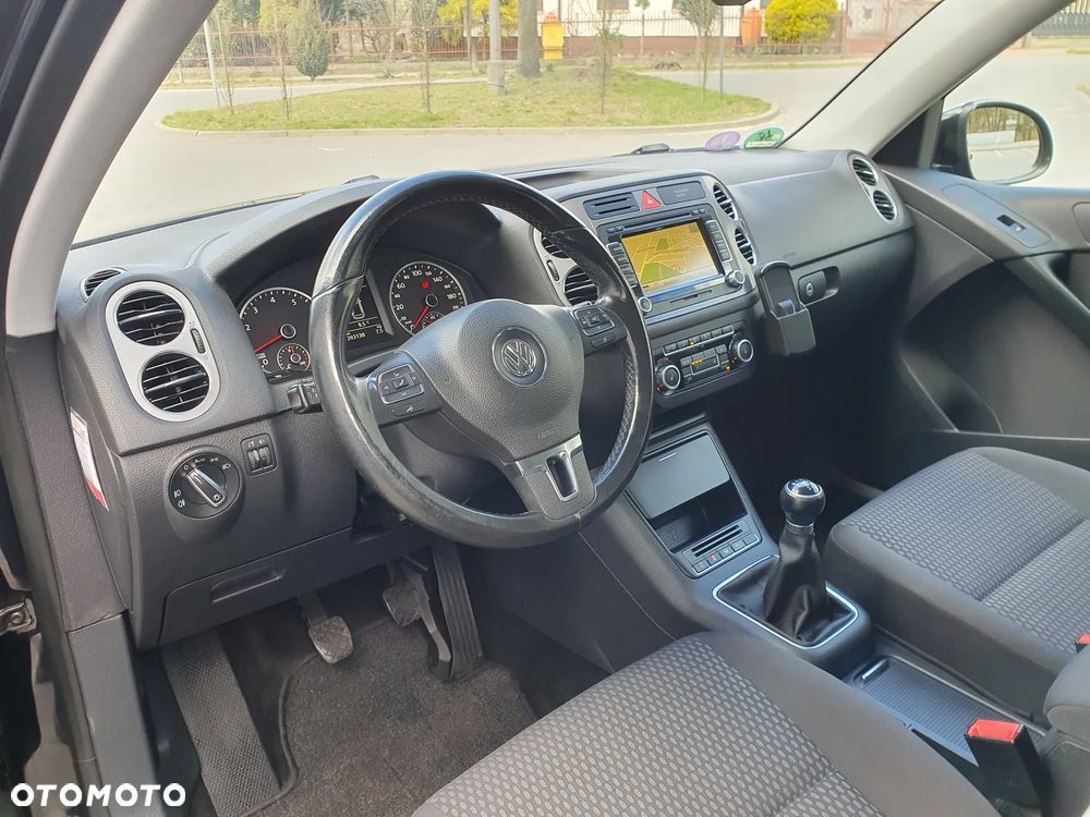 Volkswagen Tiguan - 23