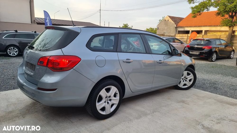 Opel Astra 1.7 CDTI DPF 150 Jahre - 3