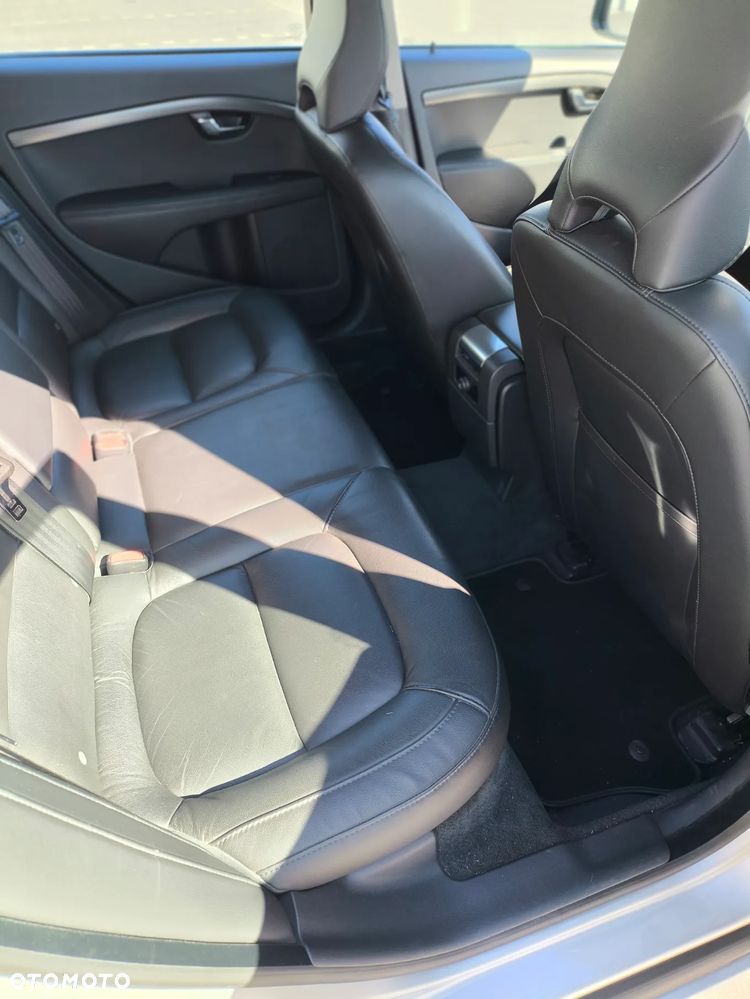 Volvo V70 D3 Drive-E Momentum - 11