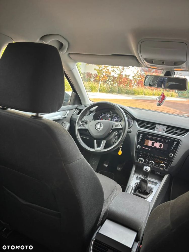 Skoda Octavia 1.5 TSI ACT Active - 6