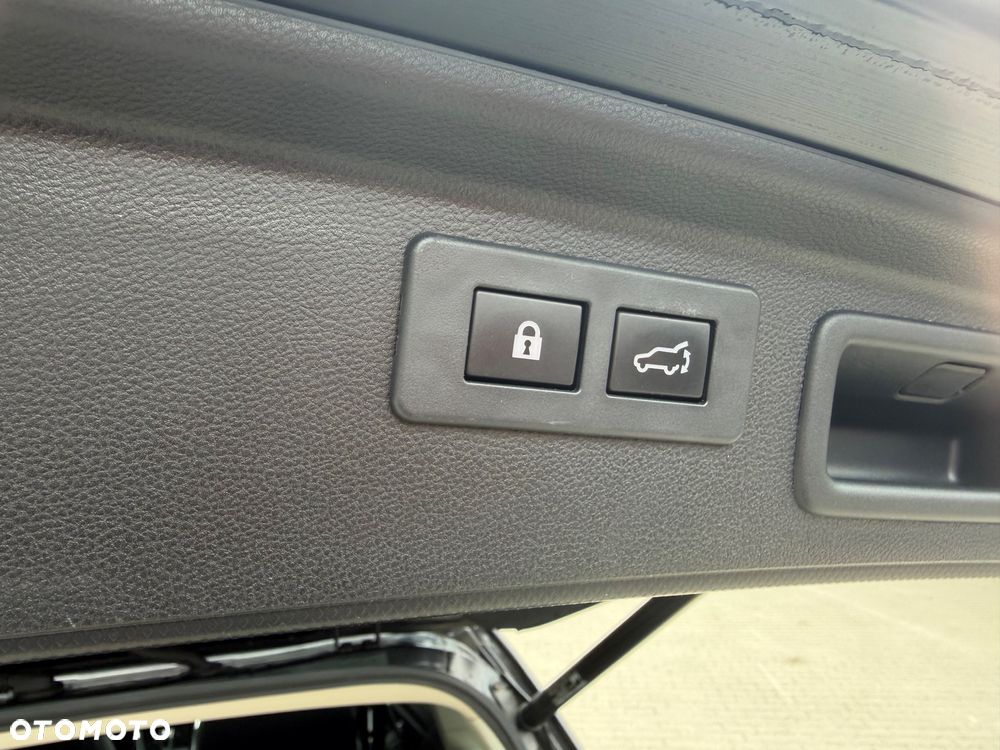 Subaru Forester 2.0i-L Platinum (EyeSight) Lineartronic - 11