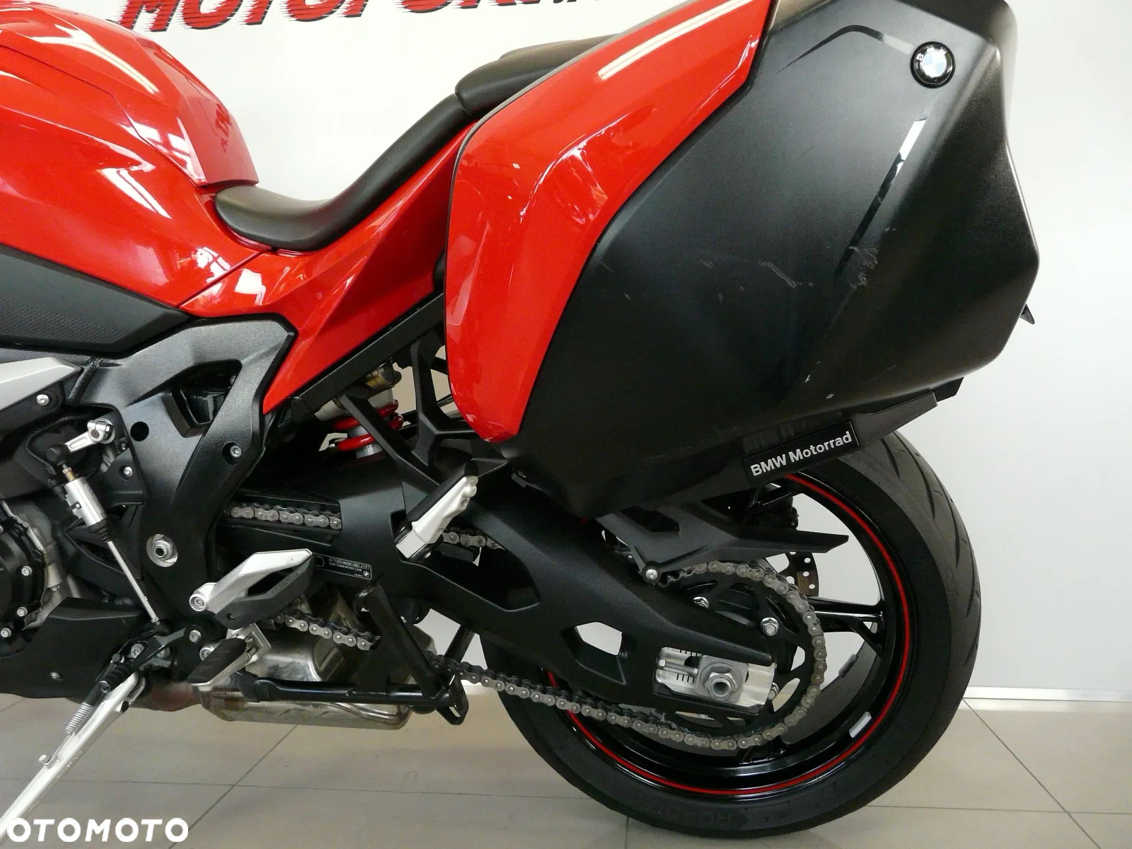 BMW S - 20
