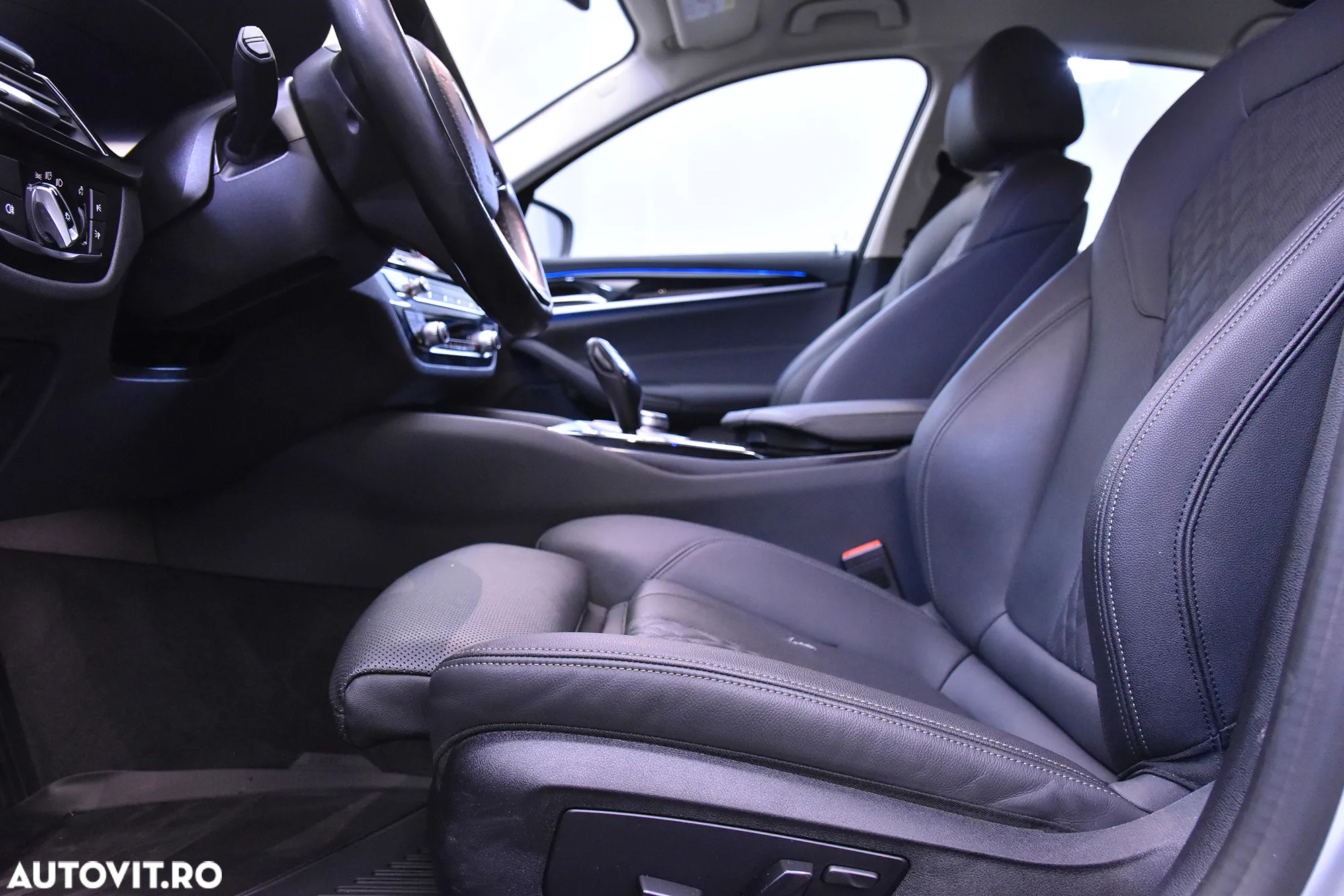 BMW Seria 5 530e AT PHEV - 24