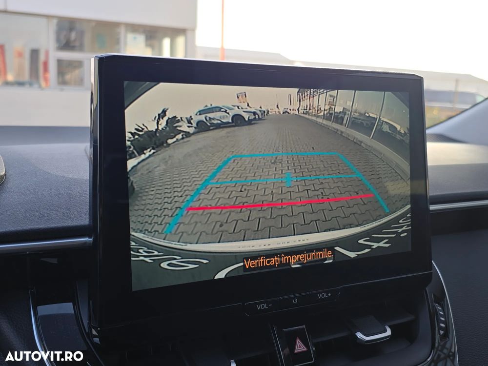 Toyota Corolla 1.8 HSD Business - 13