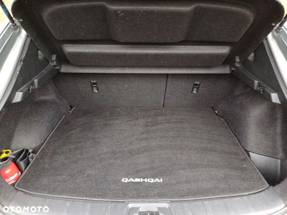Nissan Qashqai 1.3 DIG-T N-Connecta - 11