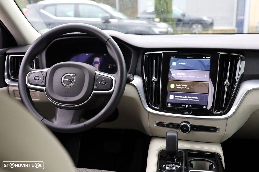 Volvo V60 2.0 T6 AWD TE Core - 23