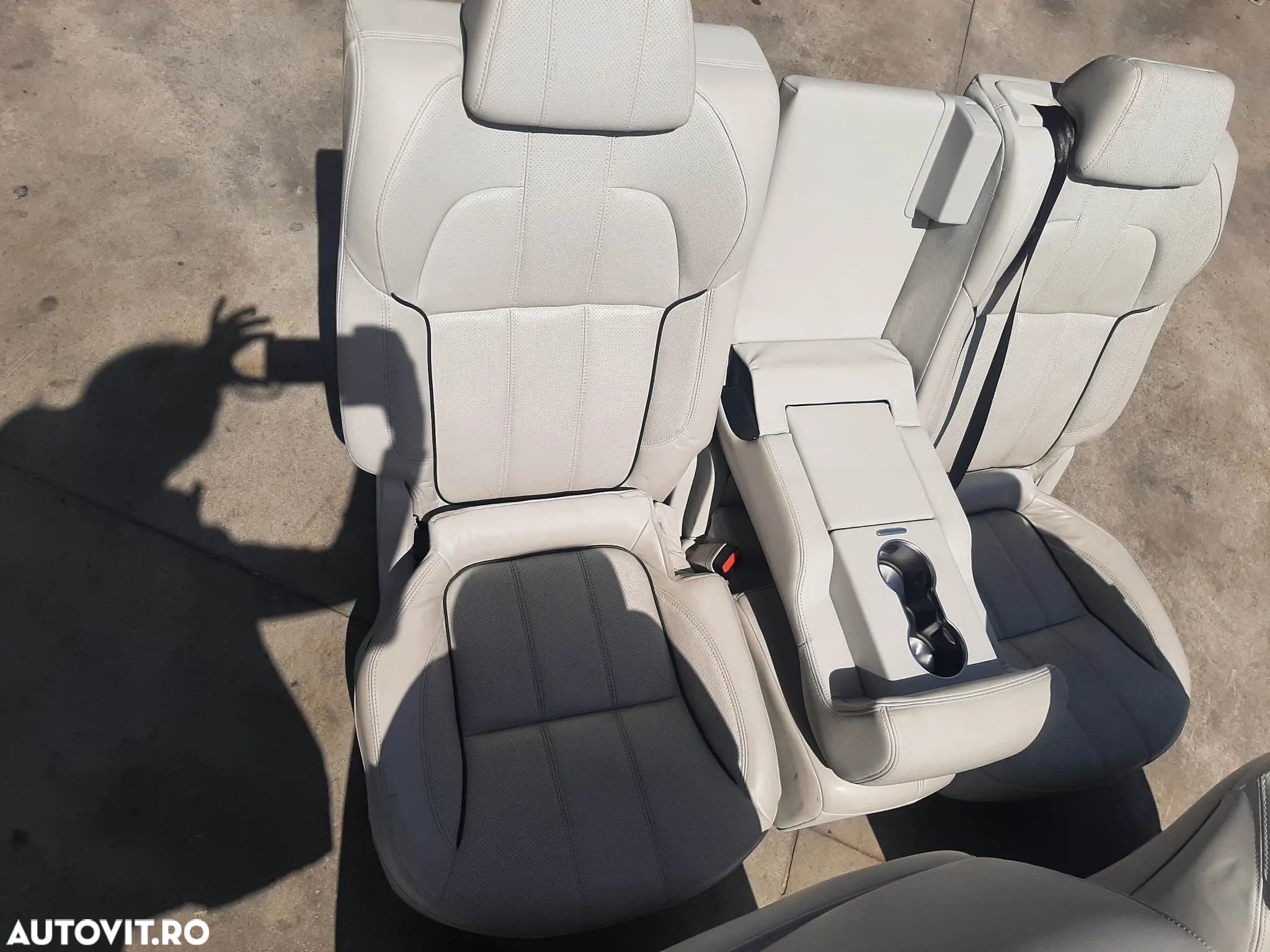 interior piele cu incalzire scaune fata banchete full electric  land rover l494 sport 2 - 3