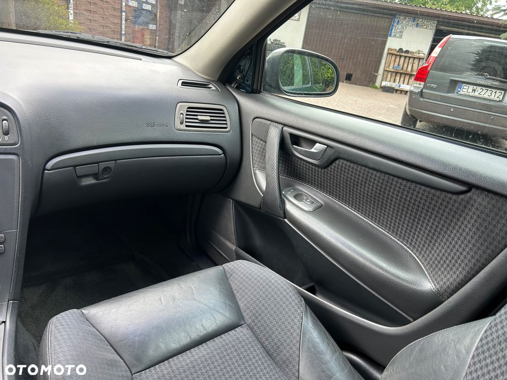 Volvo V70 - 24