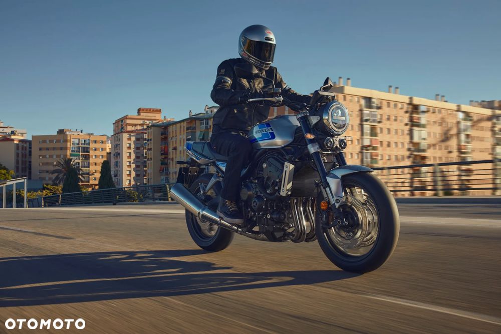 Honda CB - 8