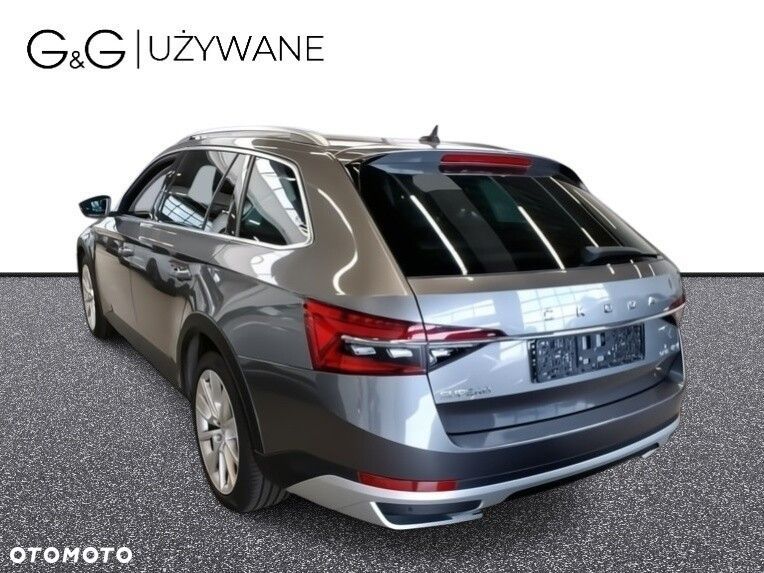 Skoda Superb 2.0 TDI SCR 4x4 Scout DSG - 3