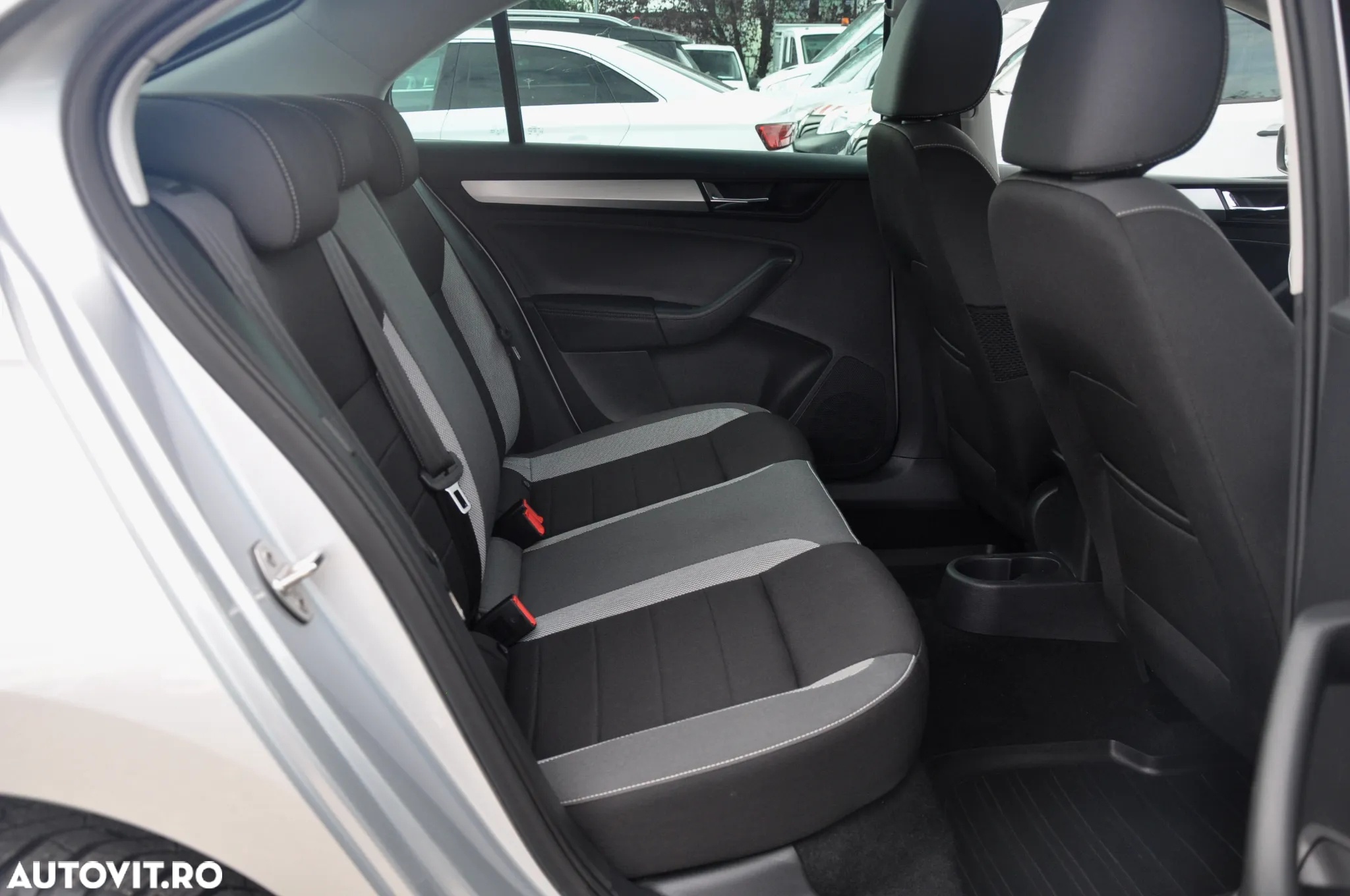 Skoda RAPID 1.0 TSI Ambition - 7