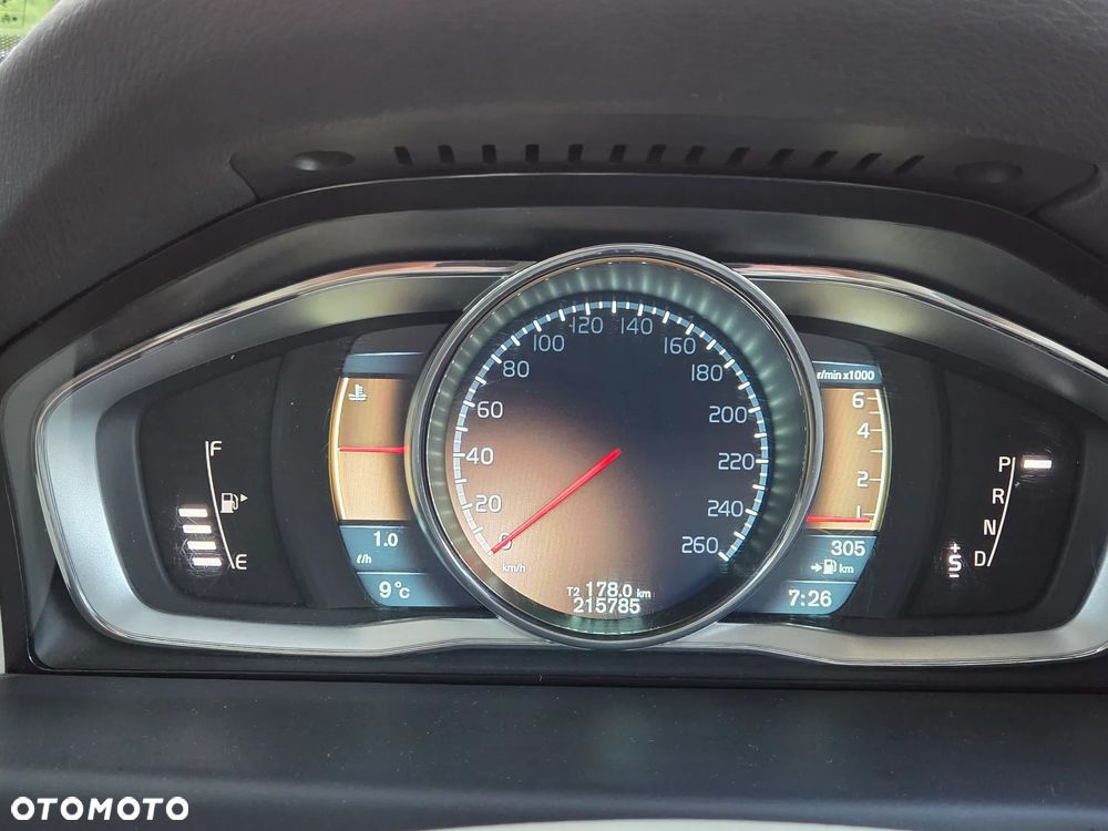 Volvo XC 70 - 14