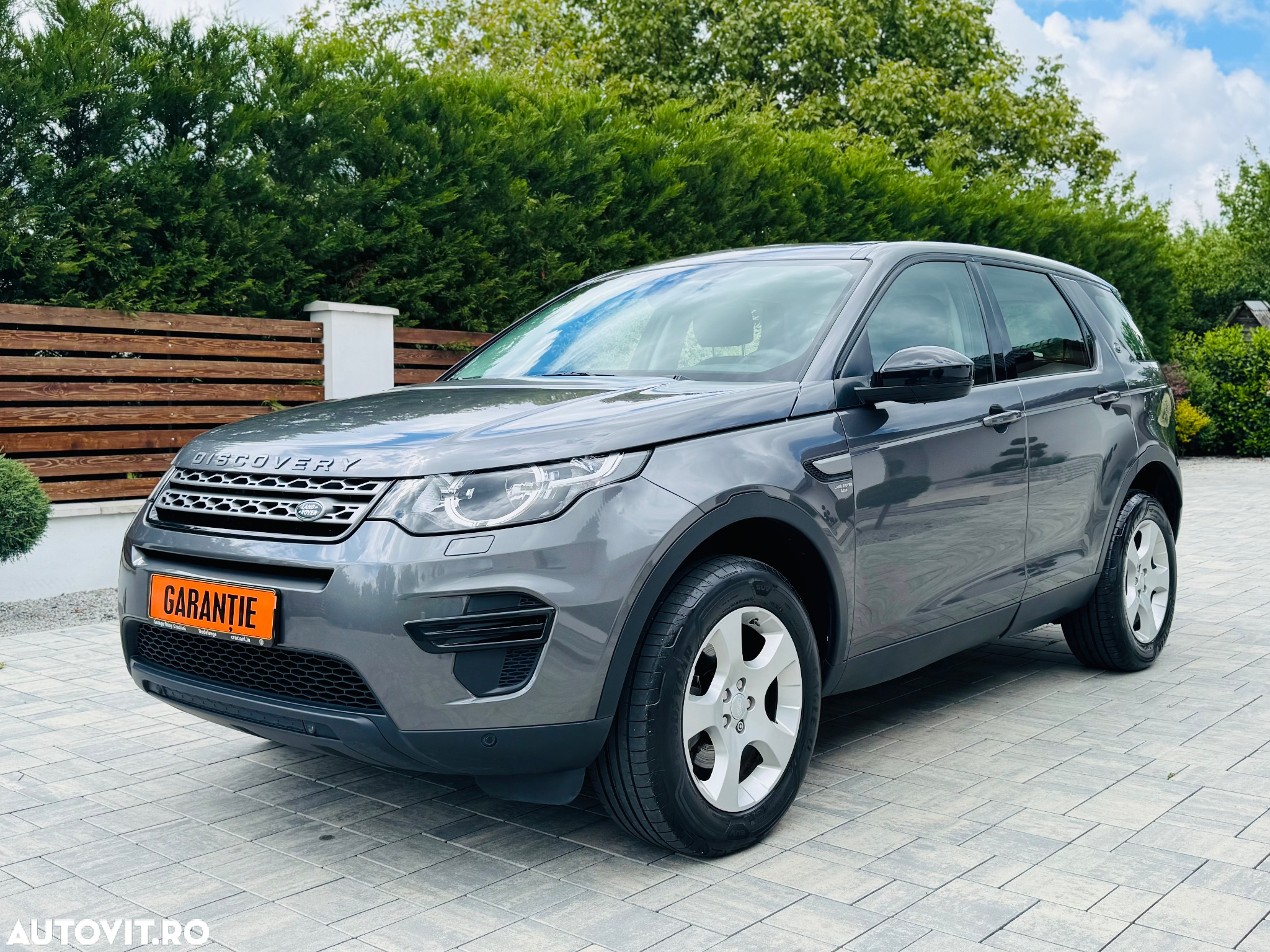 Land Rover Discovery Sport 2.0 l TD4 HSE - 2