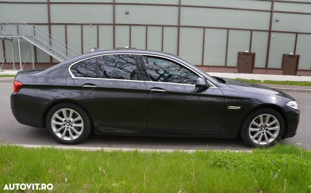 BMW Seria 5 530d xDrive Aut. - 24