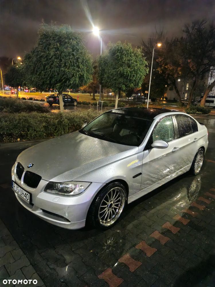 BMW Seria 3 325xi - 10