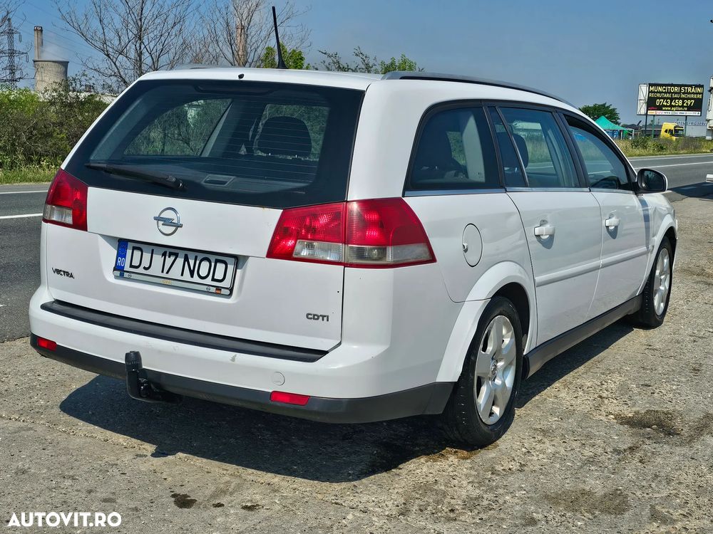 Opel Vectra 1.9 CDTI Essentia - 24