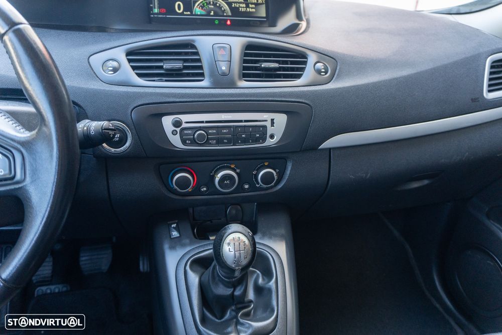 Renault Grand Scénic 1.5 dCi Expression SS - 19