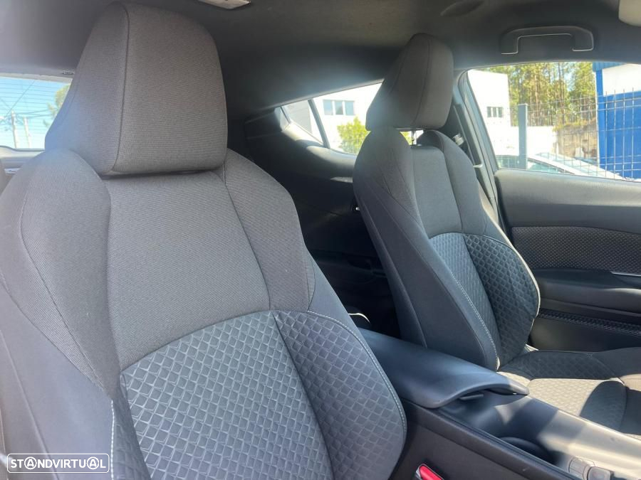 Toyota C-HR 1.8 HSD Comfort - 8