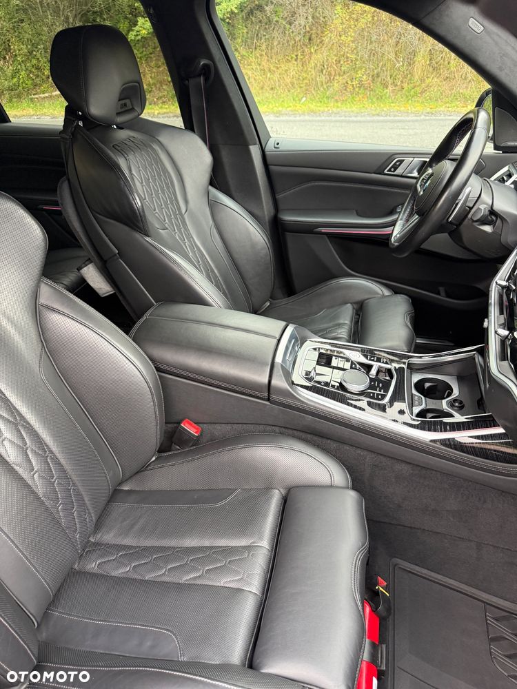 BMW X7 M60i xDrive mHEV sport - 14