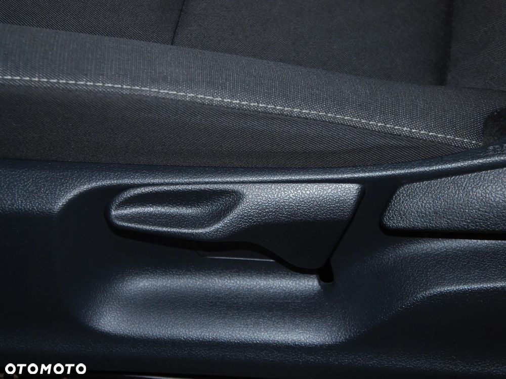 Toyota Yaris 1.5 Comfort - 31