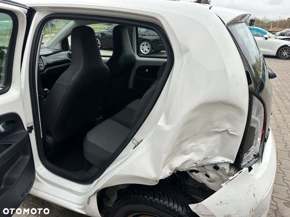 Volkswagen up! - 8