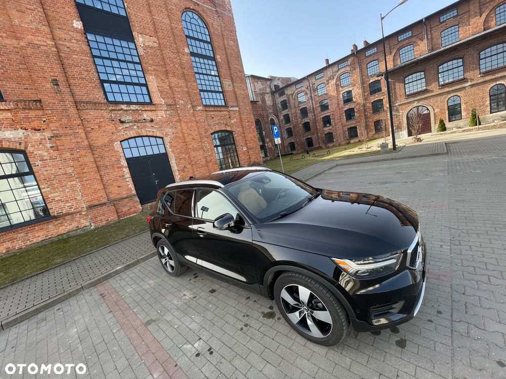 Volvo XC 40 T5 AWD Momentum - 25