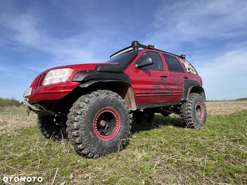 Jeep Grand Cherokee - 19