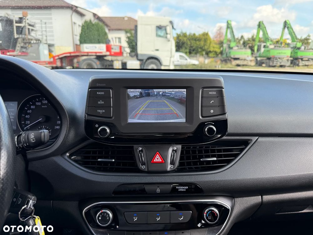 Hyundai i30 1.4 Passion - 20