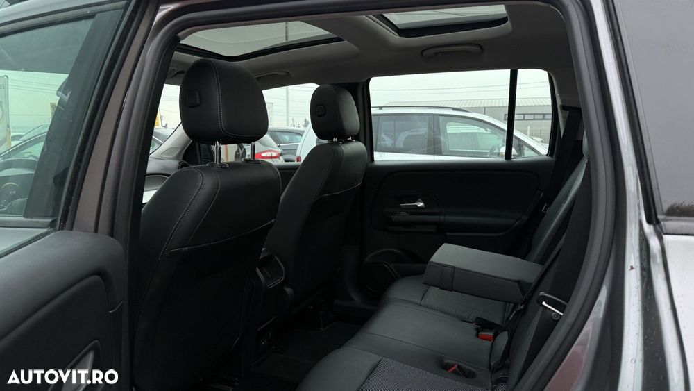 Mercedes-Benz GLB - 9